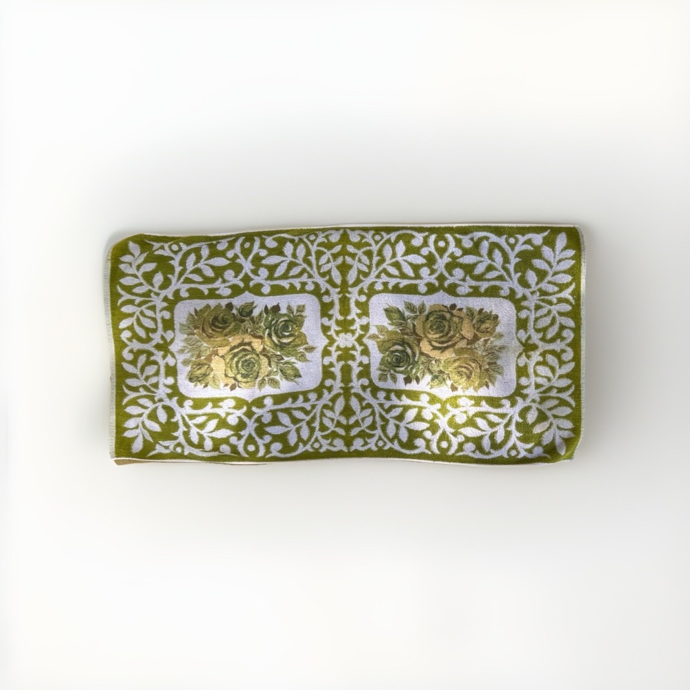 Vtg 70s Avocado Green Floral Damask Bath Towel 21x42 Cotton Terry MCM Retro